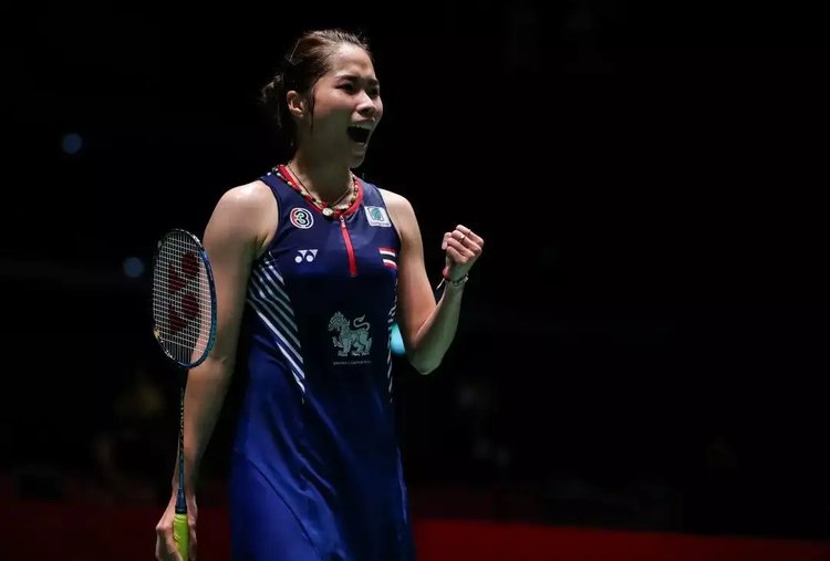 比賽中一己 比賽中一己