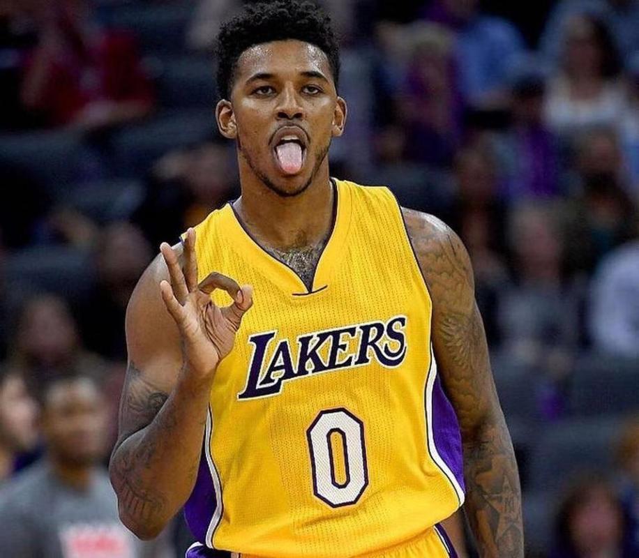 欢呼交织 欢呼交织